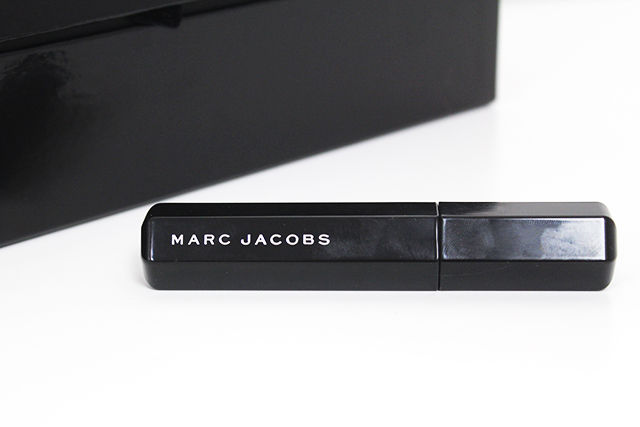 Mascara-Velvet-Noir-Marc-Jacobs-6