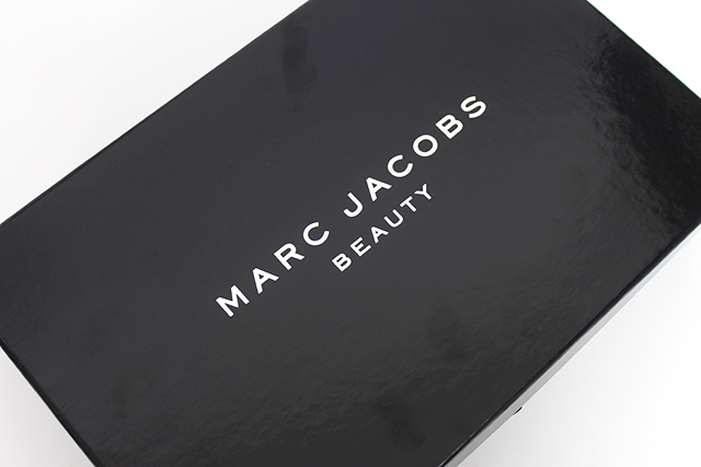 Mascara-Velvet-Noir-Marc-Jacobs-7