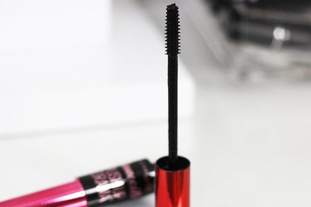 faux-cils-push-up-drama-maybelline-7